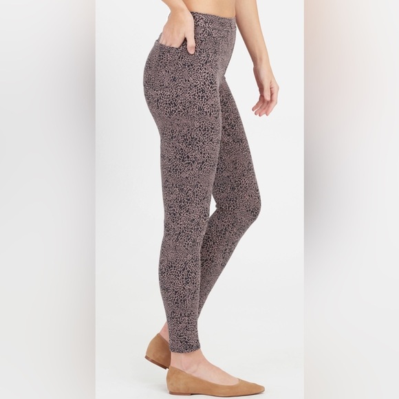 NEW SPANX - Jean-ish Leggings - Picture 3 of 13